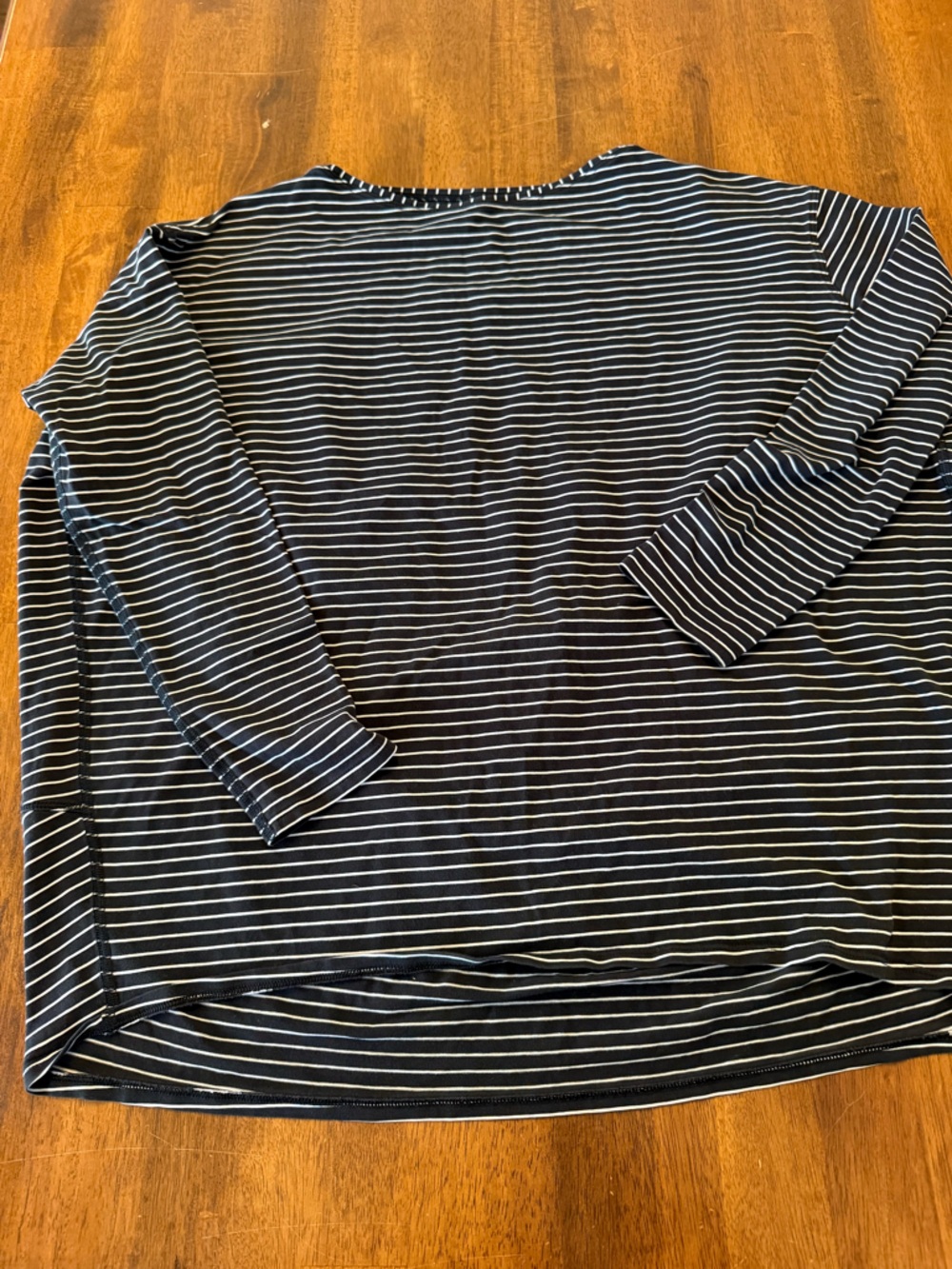 Lululemon Back in Action long sleeve Shirt - size 10